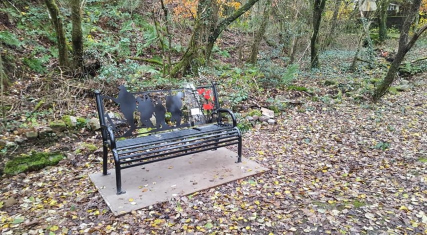 memorial bench