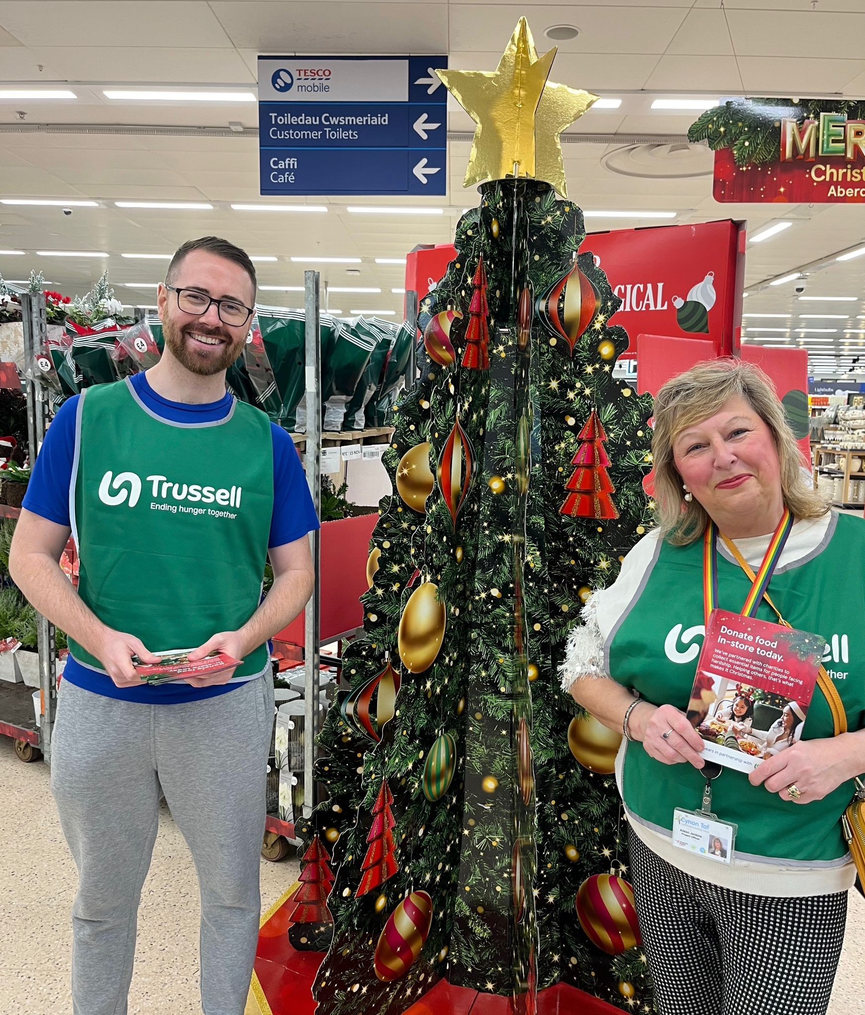 Foodbank Donation Stand